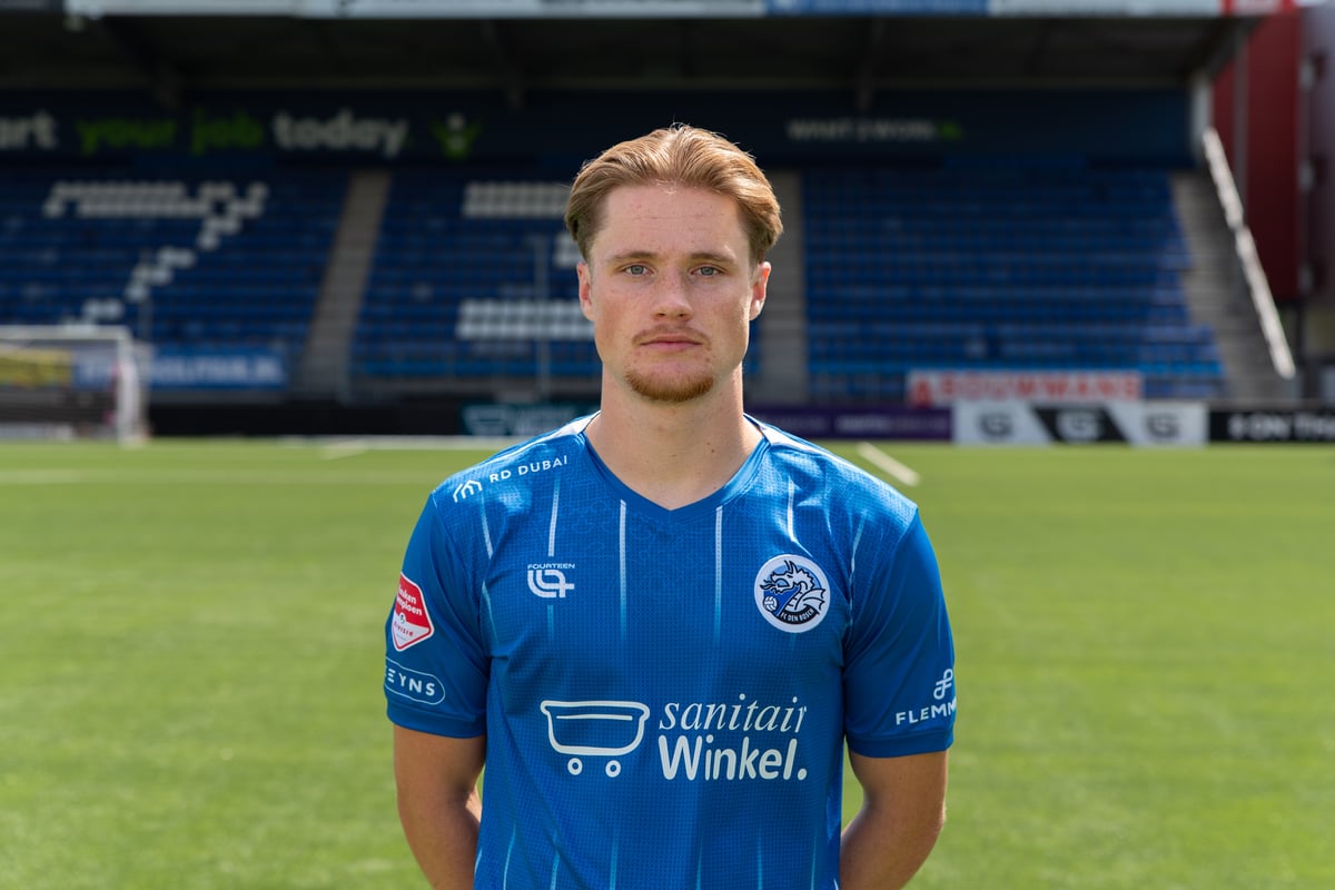 Sebastian Karlsson Grach verlengt contract met twee jaar bij FC Den Bosch | DTV Nieuws Sebastian Karlsson Grach verlengt contract met twee jaar bij FC Den Bosch | DTV Nieuws