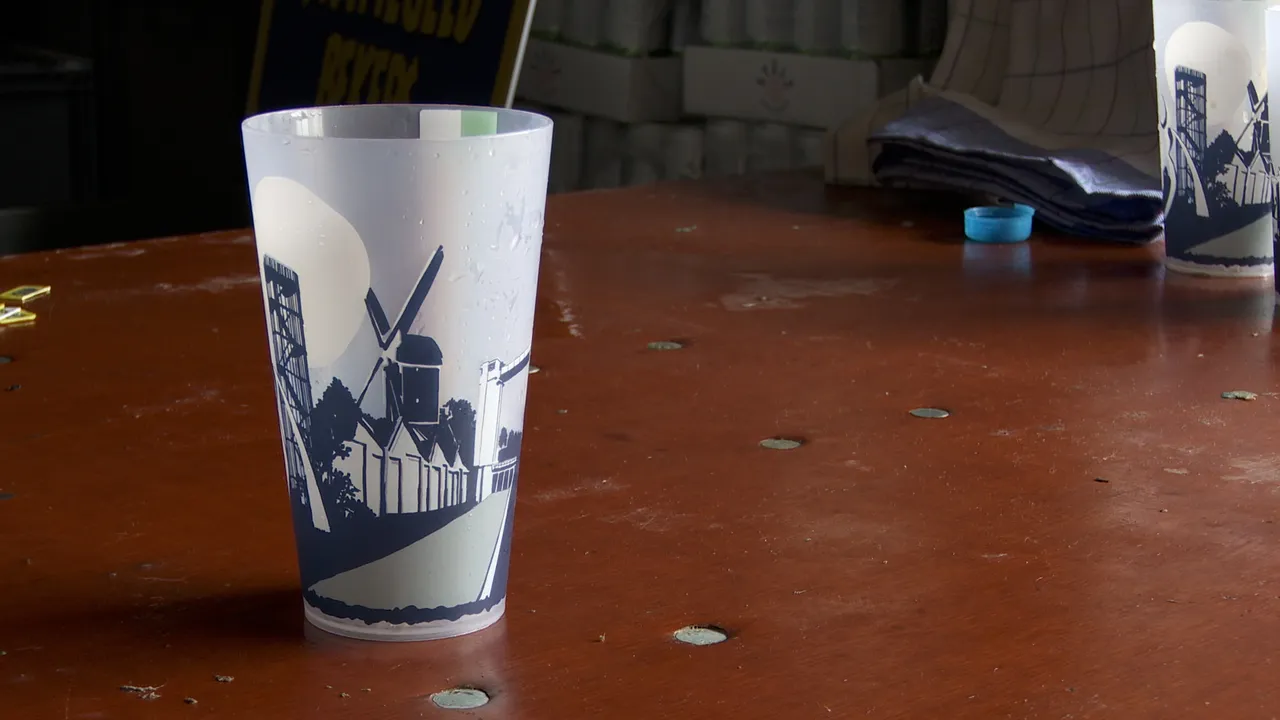 180226_OSS_ITEM_Bekers