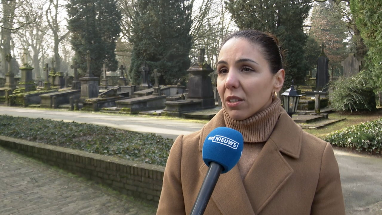 Yeliz Dogan in een reportage over eeuwige grafrust voor moslims