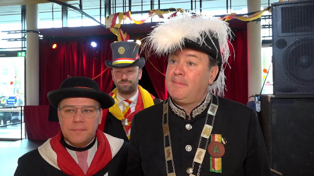 Kees Minkels en Peer vaan den Muggenheuvel tot den Bobberd