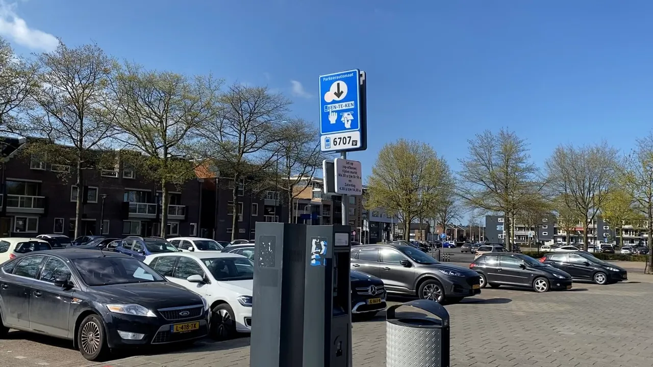 De parkeerregels en tarieven worden weer aangepast