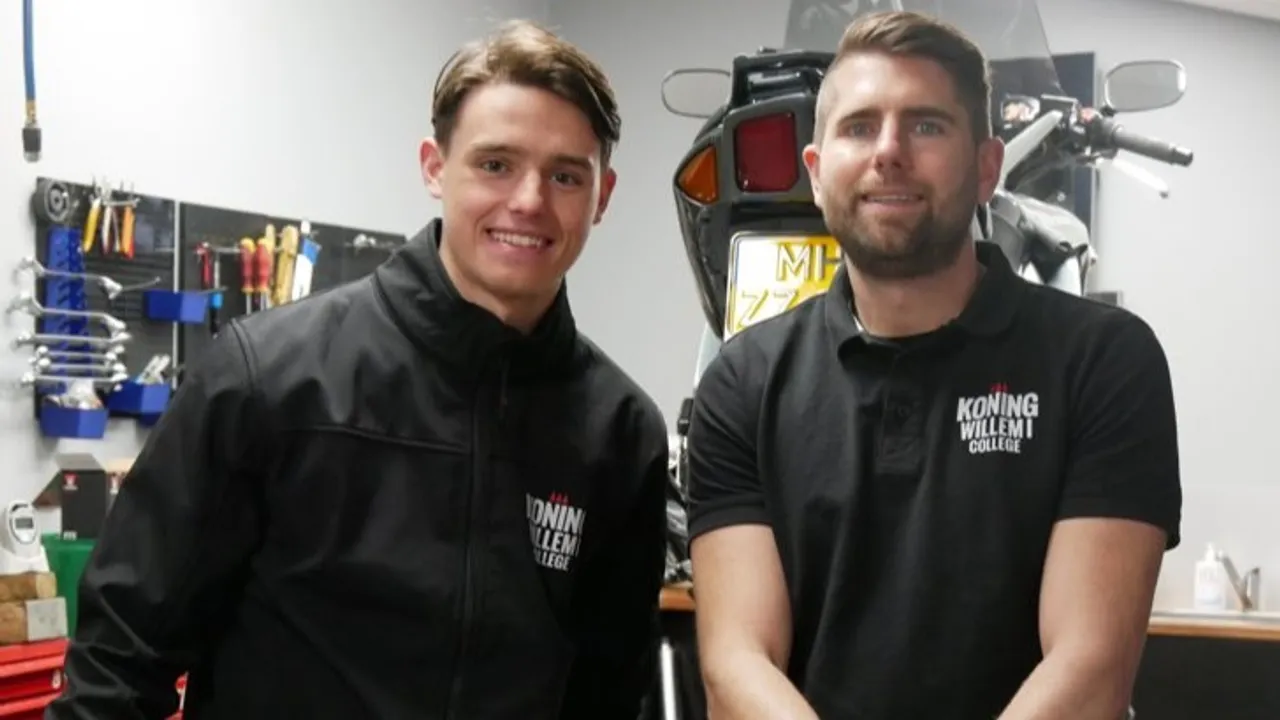 Stijn Hermans (links) met zijn docent Ruud Glorius.