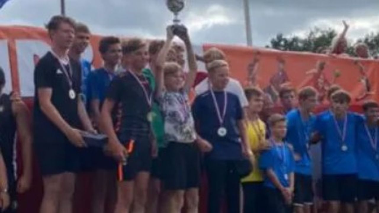 Succesvolle Nederlandse Kampioenschappen Beach Handball voor jeugd Dynamico