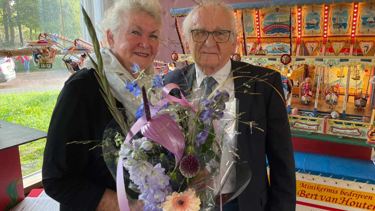 Nostalgisch gevoel op de minikermis van Bert van Houten