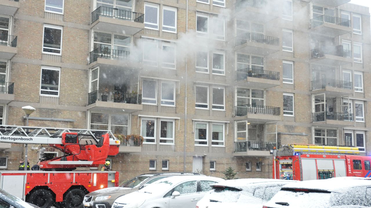 Brand in appartement Den Bosch zorgt voor flinke schade