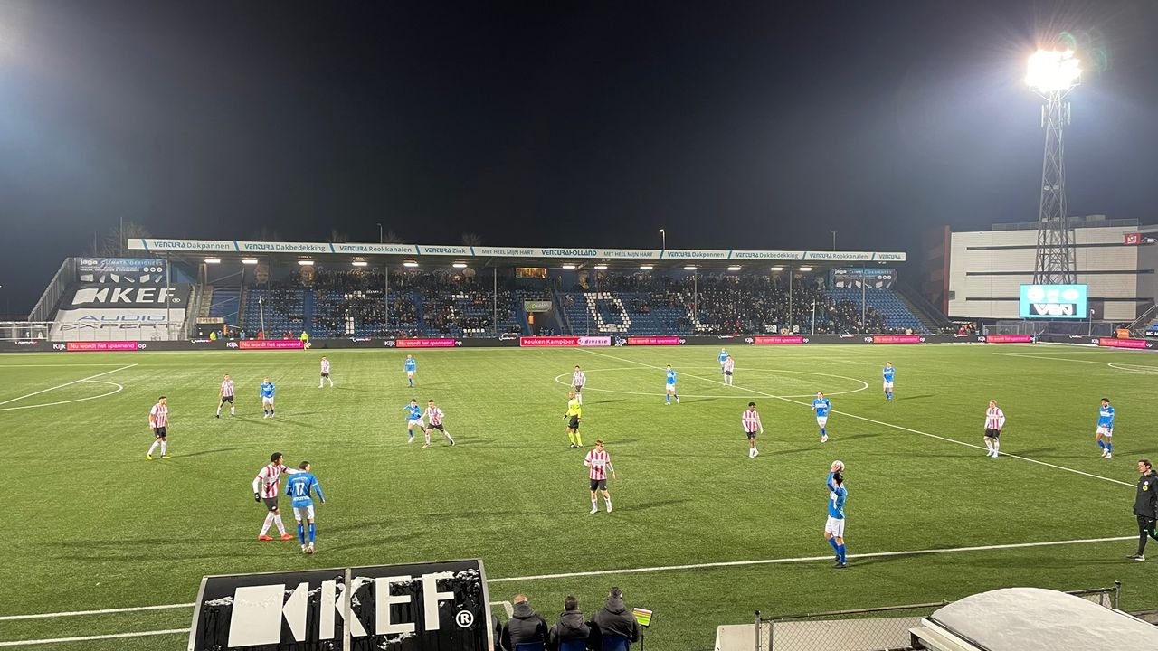 Twee debutanten bij ongelukkig maar trefzeker FC Den Bosch