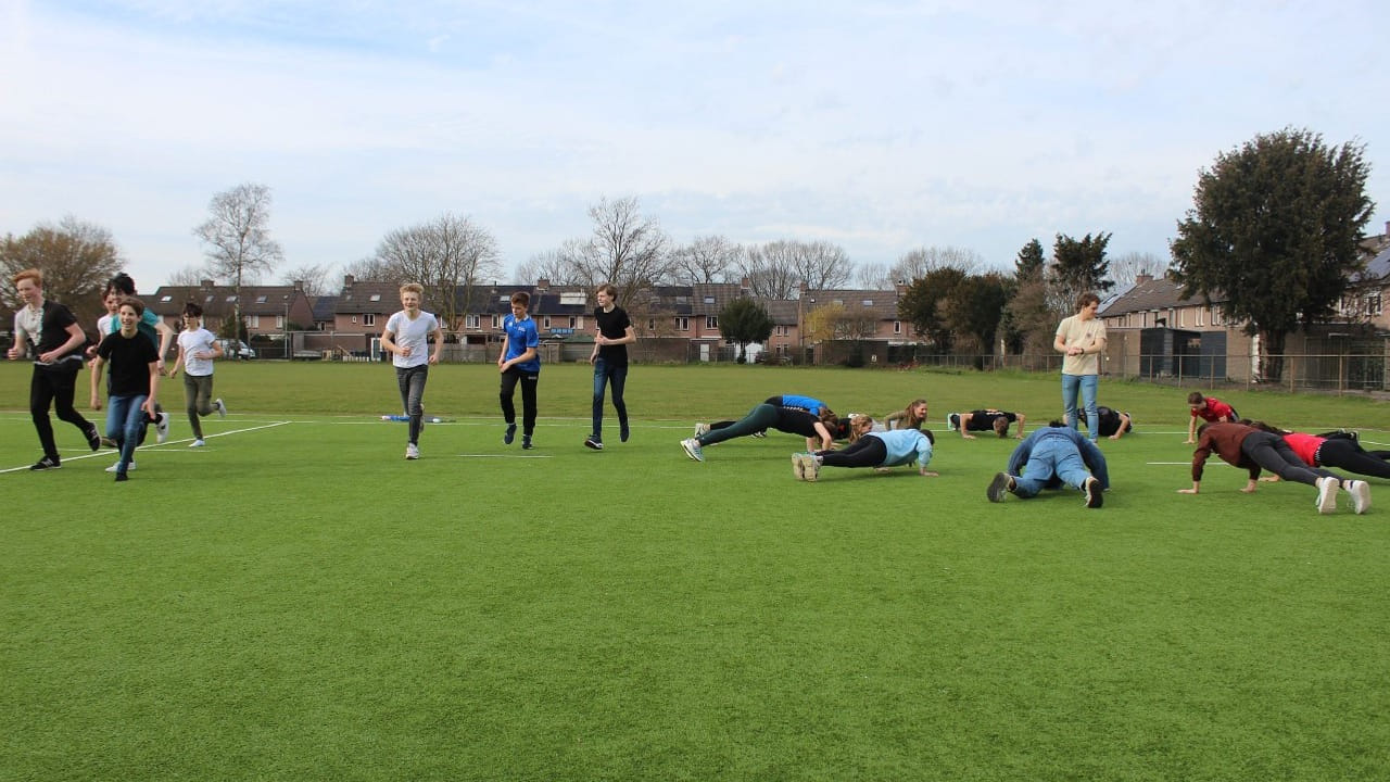 Leerlingen Udens College zoeken naar ideaal trainingsschema voor Maashorst Trailrun