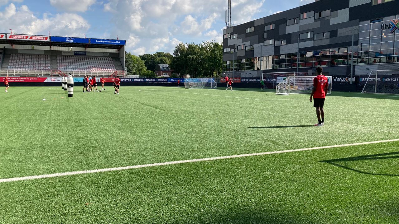TOP Oss zonder Ruud Brood na ‘verlengde voorbereiding’ tegen Helmond Sport