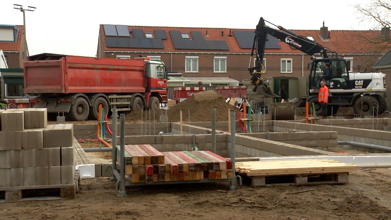 Lege plek Willibrordusweg in Oss wordt weer opgevuld: bouw appartementen begonnen