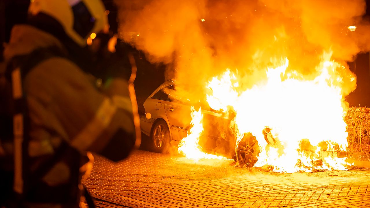 Auto uitgebrand in Osse Schadewijk