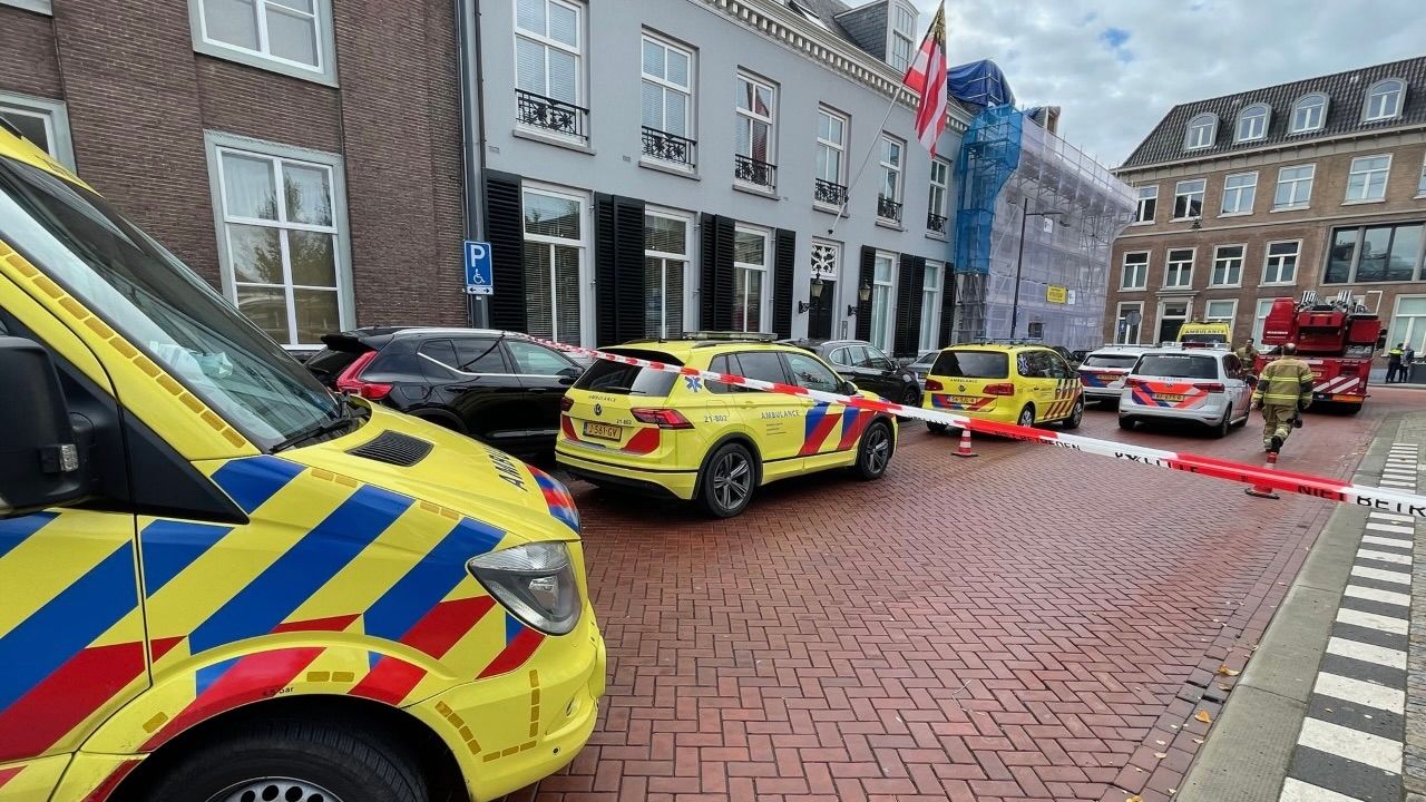 Twee bouwvakkers vallen naar beneden bij verbouwing pand Parade Den Bosch