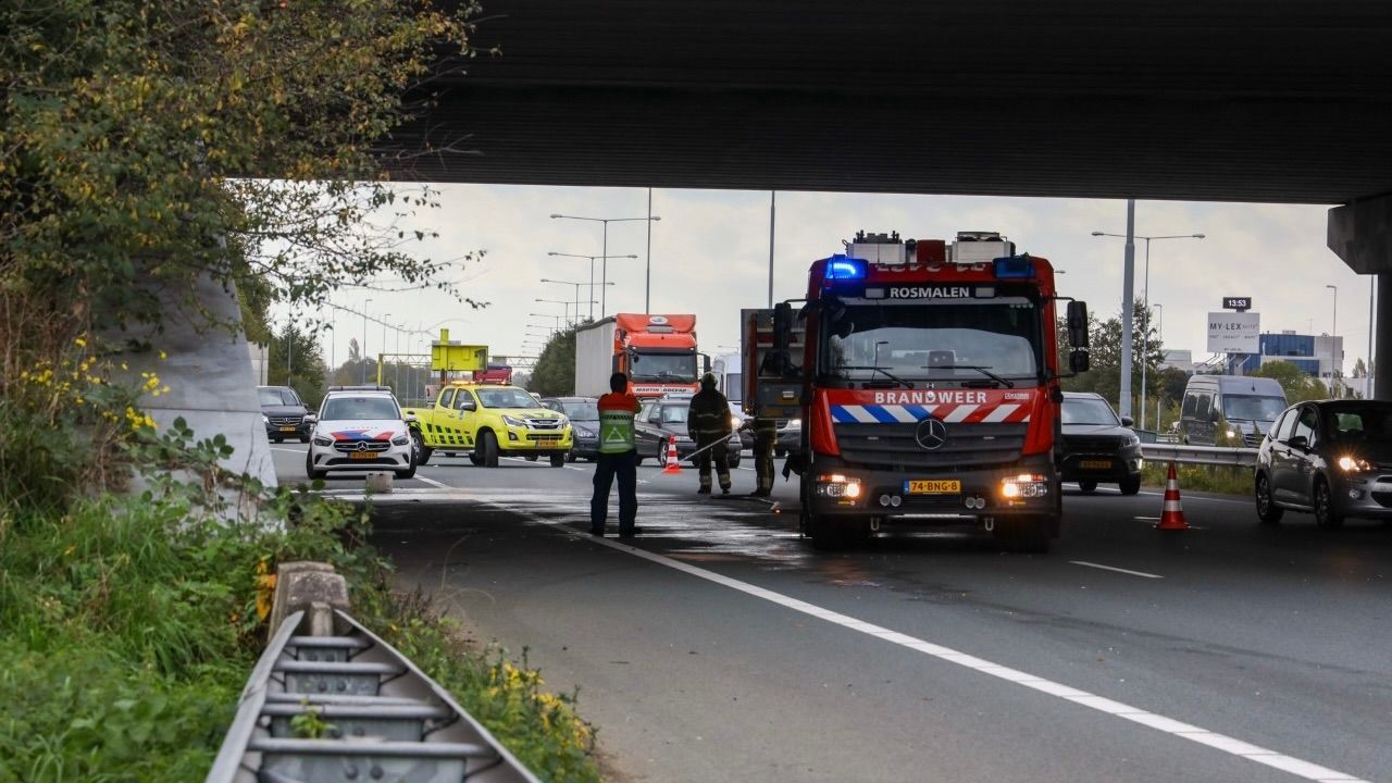 A2 Den Bosch deels dicht na eenzijdig ongeval