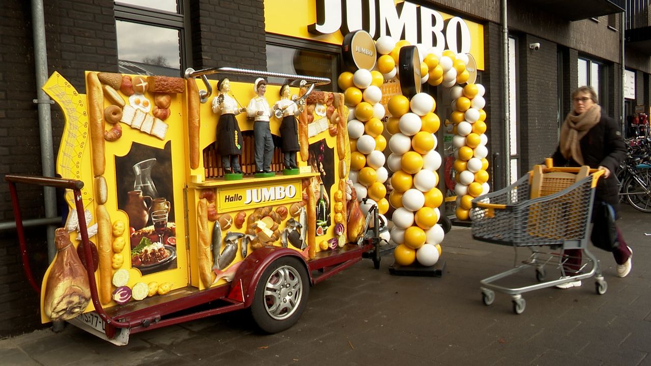 Supermarkt in Nistelrode na 2,5 week weer open: volop drukte en feest