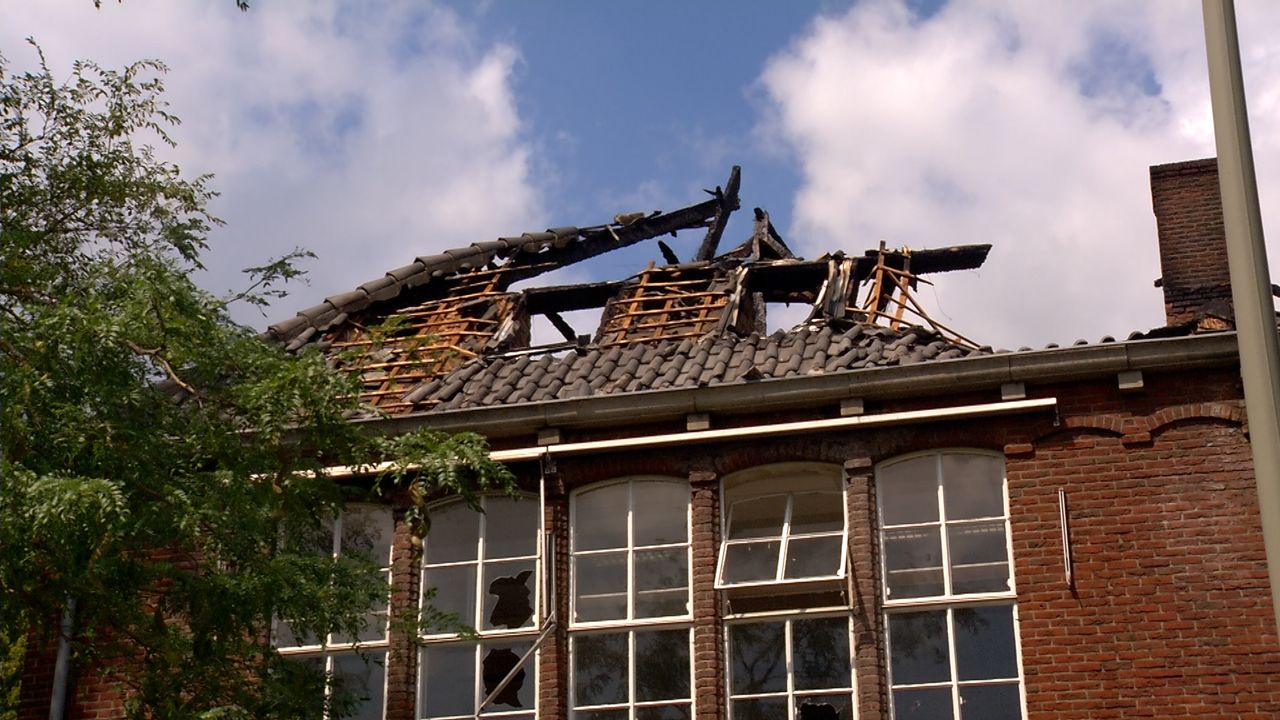 Één dag na brand Mavo Sint Jan: 'Hoop dat dit opmaat is naar herbestemming'