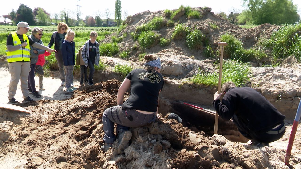 Open Archeologiedagen in Oss groot succes: ‘Archeologie is juist heel erg leuk’
