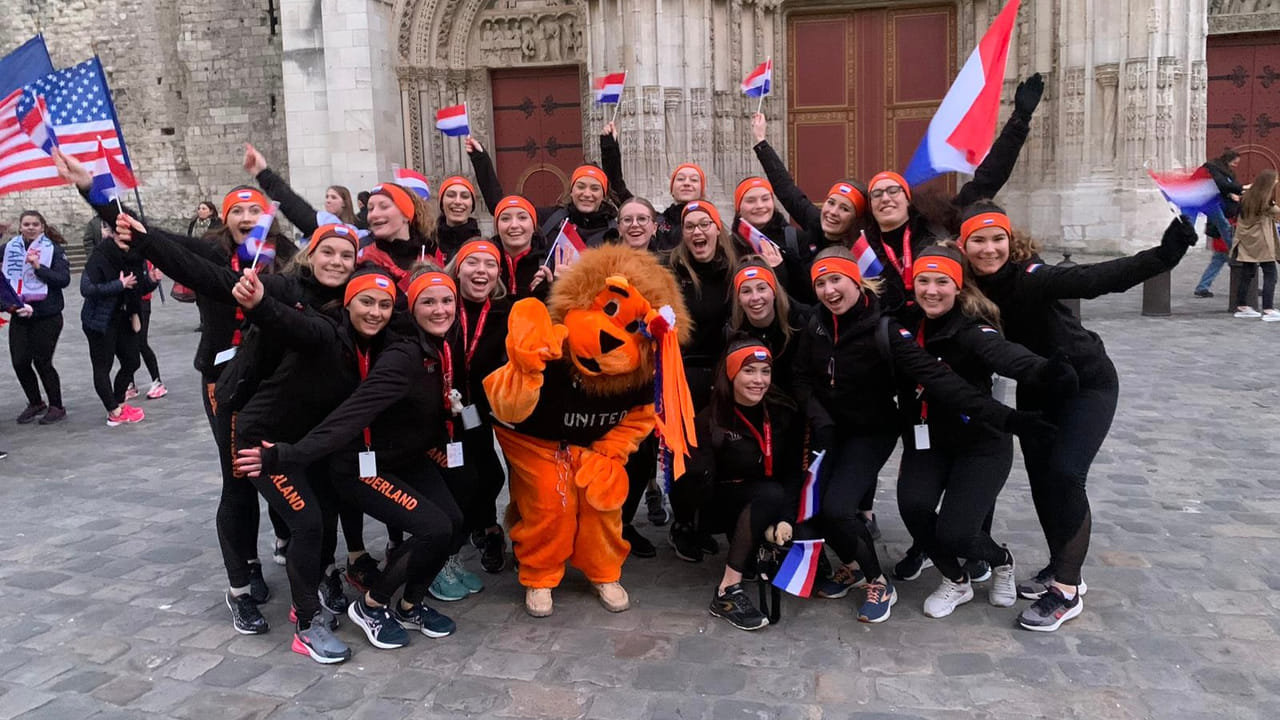 Bossche synchroonschaatsers gaan voor Nederland naar het WK