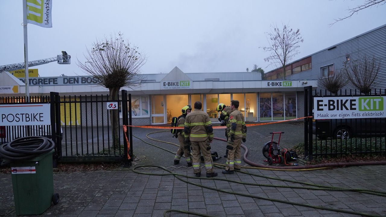 Fietsenwinkel EBIKE-KIT in Den Bosch gaat voorlopig niet open na brand