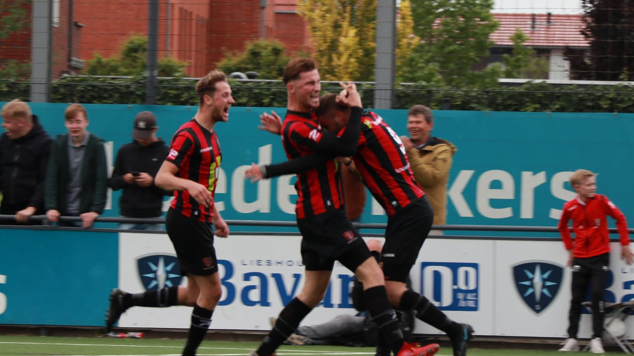 OJC Rosmalen stunt tegen VVSB in doelpunten- en kaartenfestijn