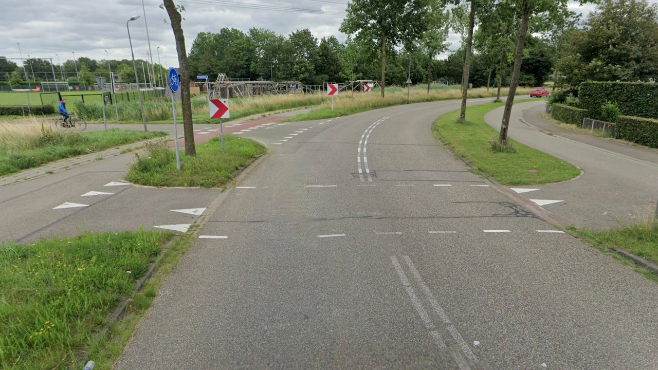 Bewoners vinden fietsoversteek naar FC Engelen te gevaarlijk