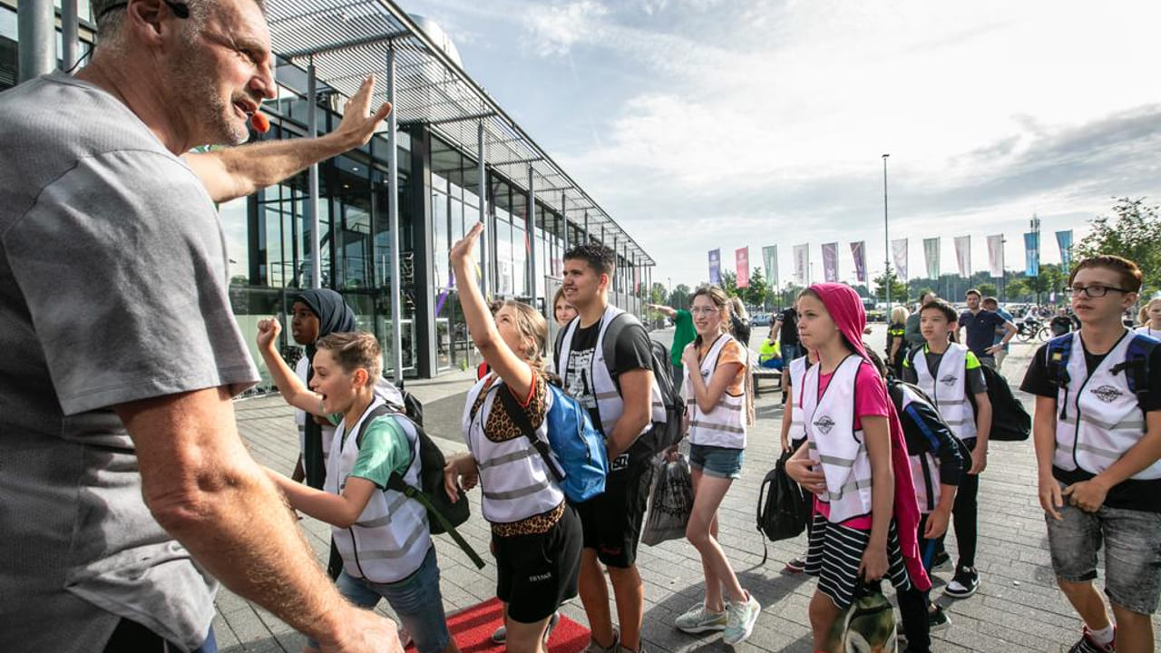 500 groep 8-leerlingen doen mee aan 'Brug naar de brugklas’: ‘Je maakt op de middelbare wel weer nieuwe vrienden’