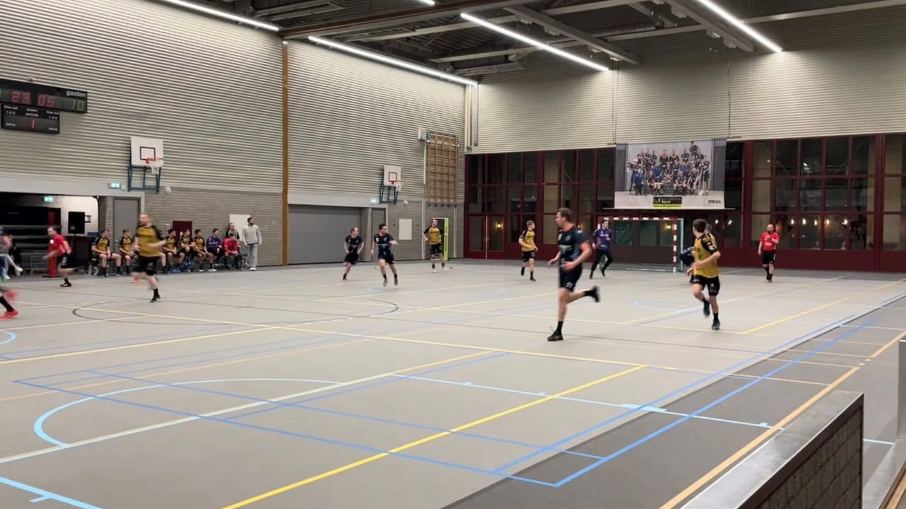 Handballers Dynamico moeten buigen voor Aalsmeer 2