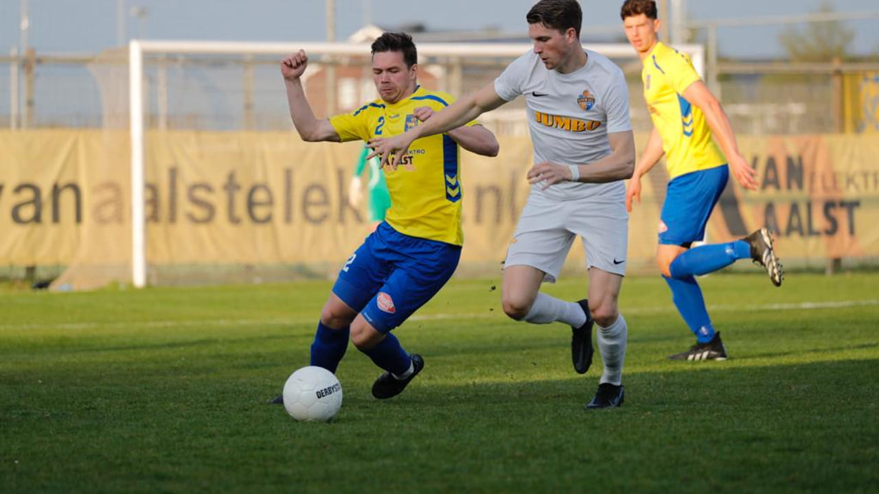 O.S.S. '20 verliest derby van Blauw Geel '38: 0-1
