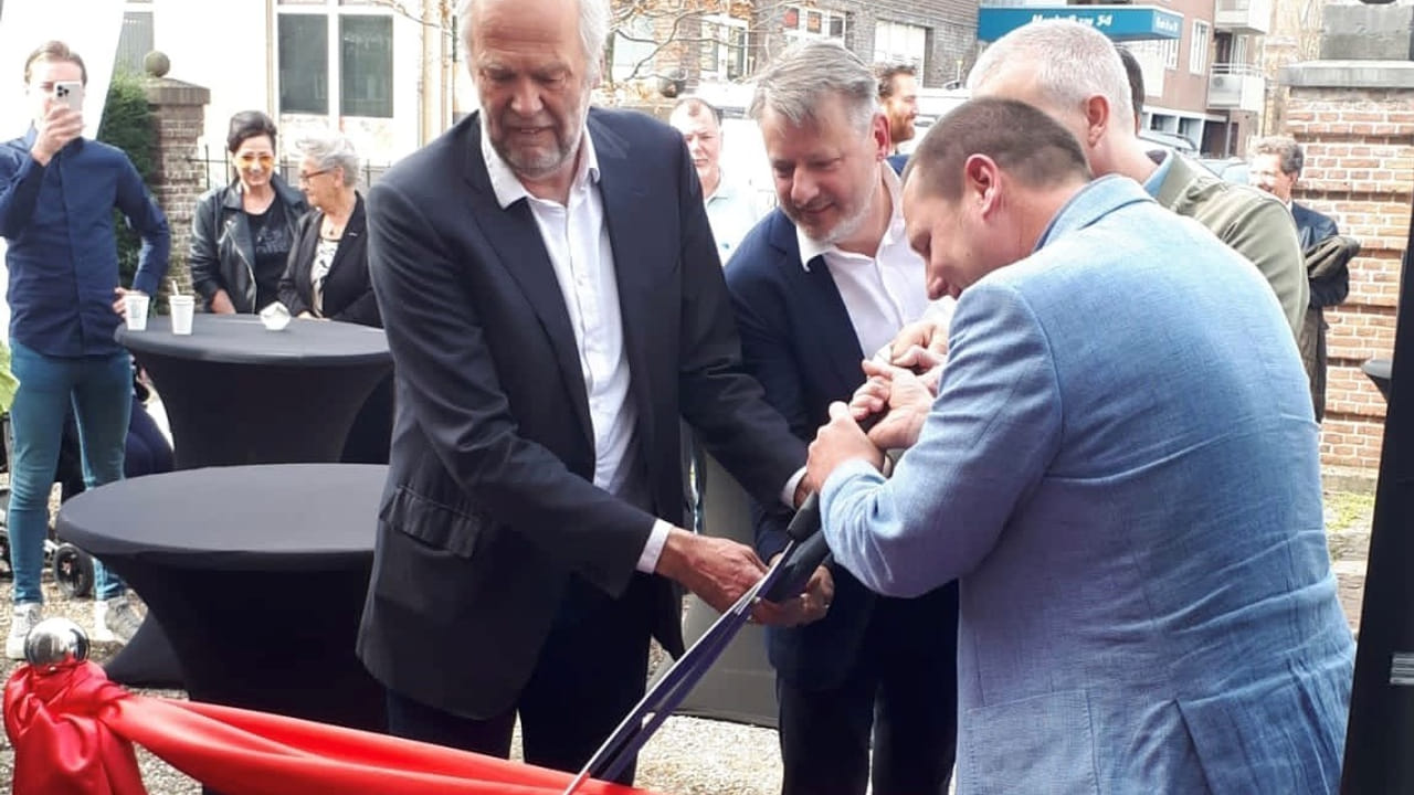 Woningen voor jongeren met hulpvraag in pastorie Rosmalen feestelijk geopend