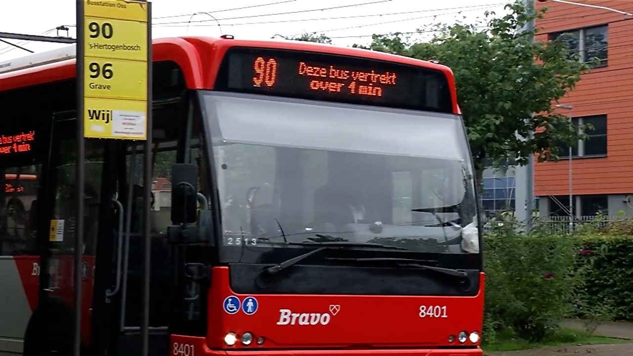 Arriva past plannen niet aan ondanks zorgen gemeenten; buslijn 90 verdwijnt in de weekenden en avonden