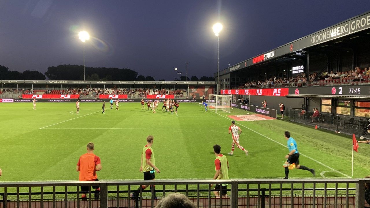 TOP Oss mist stootkracht in eindfase, Almere City wint met 3-0