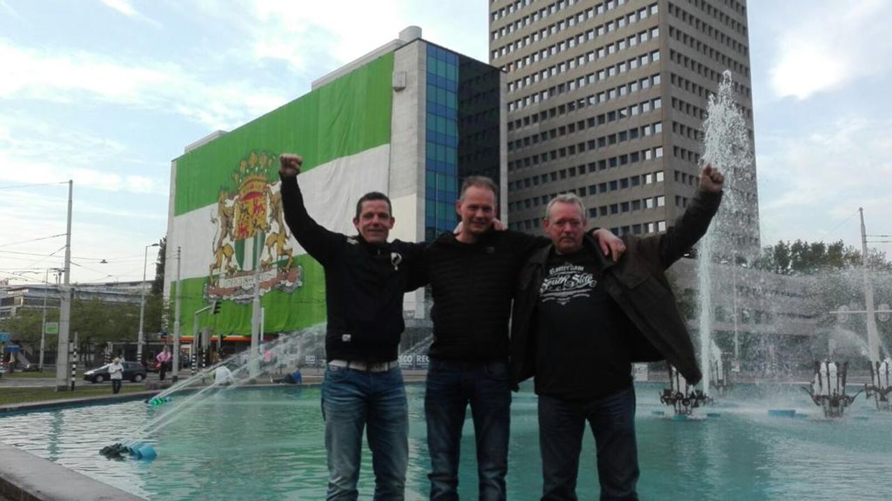 Volkelse Feyenoord-supporters wonen Conference League-finale bij; ‘We gaan een bekertje ophalen in Tirana’