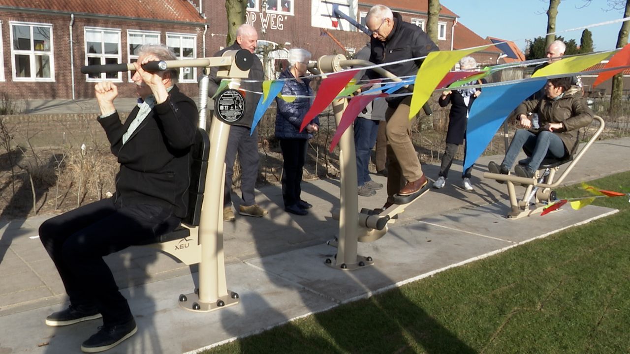 Inwoners Vorstenbosch kunnen voortaan buiten op straat aan krachttraining doen