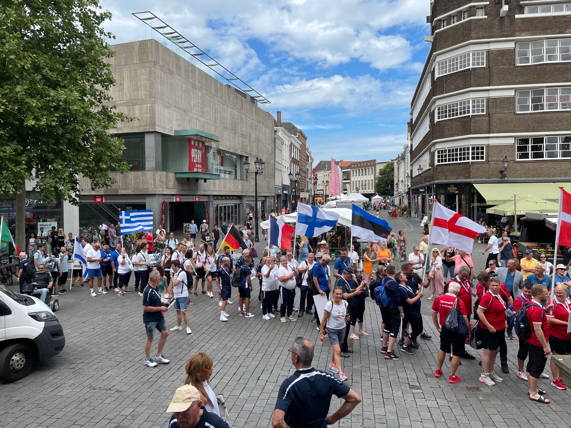 Dtv Nieuws EK petanque van start in Den Bosch 'Mooi opgezette baan'